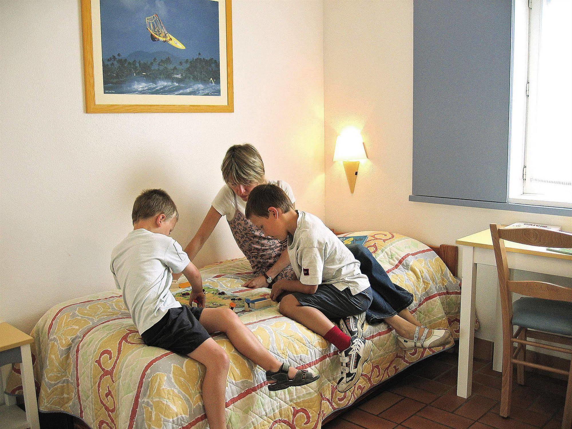 Village Club Goelia Les Voiles Blanches Бац-сюр-Мер Екстериор снимка